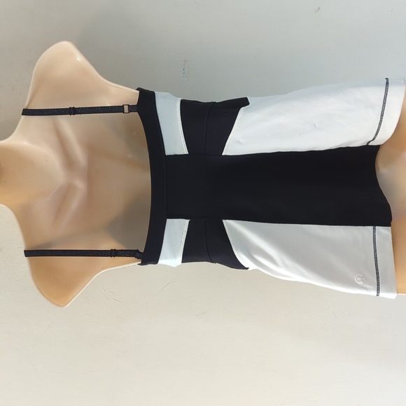 Lululemon Elongate Tank Black Polar Cream 4 - Picture 7 of 16